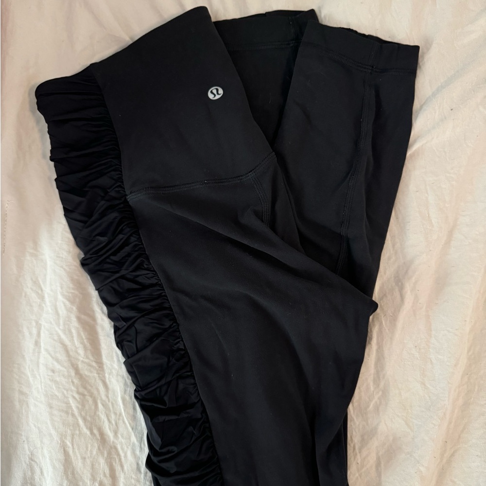 LULULEMON mesh bunched leggings- black